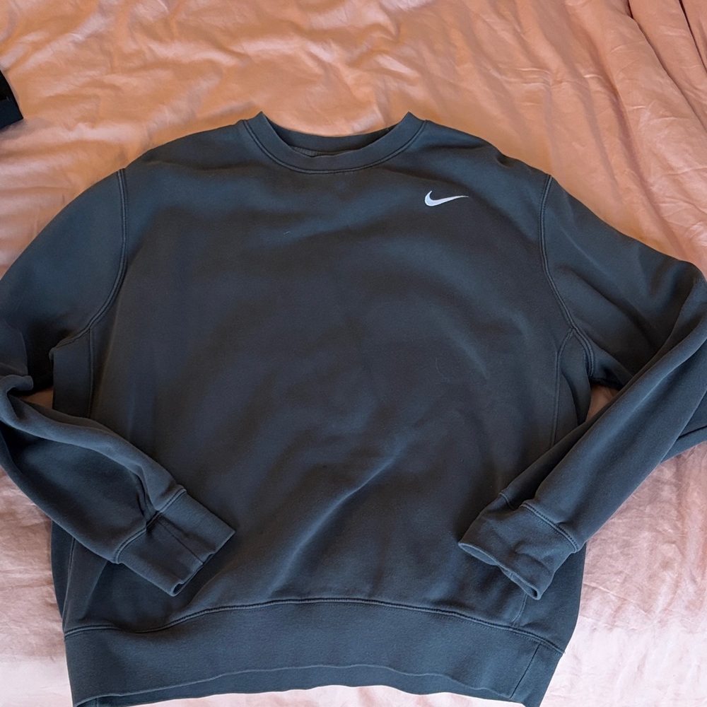 Nike Men's Dark Gray Crewneck Sweater